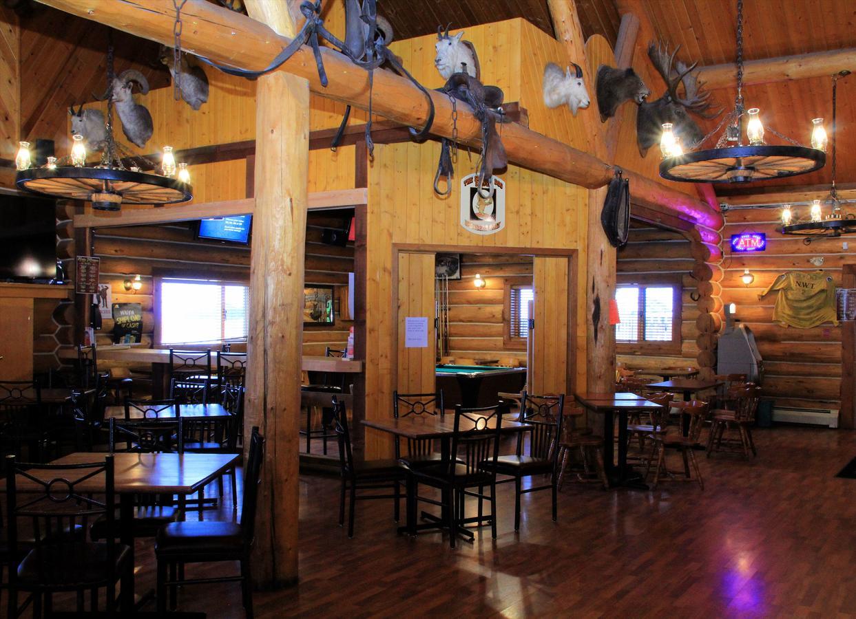 Cariboo Lodge Clinton Exterior photo
